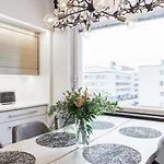 City Holiday 3 *
