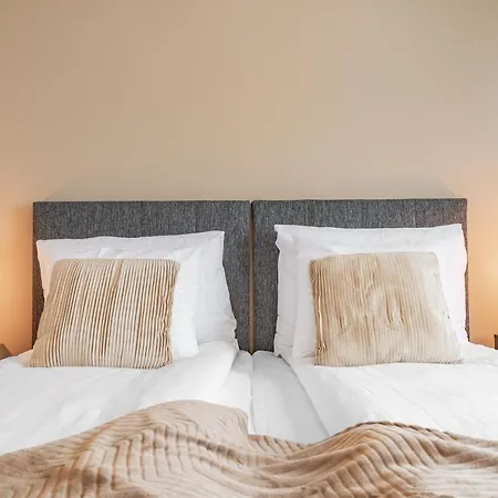 City Holiday 3 公寓 *